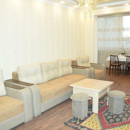 Massiv Apt Erywań Zewnętrze zdjęcie
