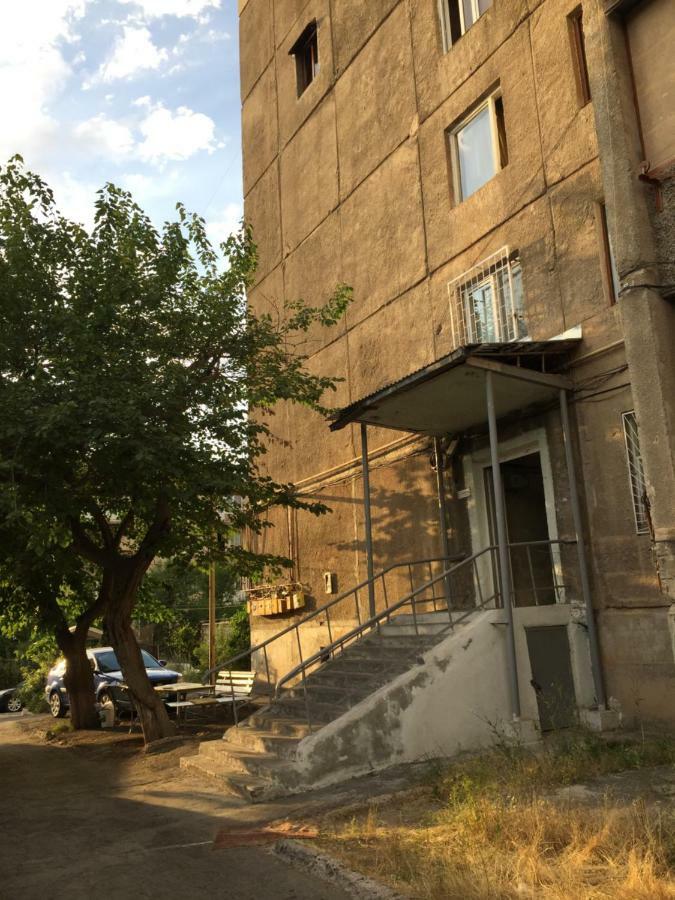 Massiv Apt Erywań Zewnętrze zdjęcie